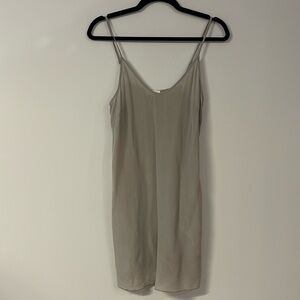Aritizia Wilfred 100% silk chemise